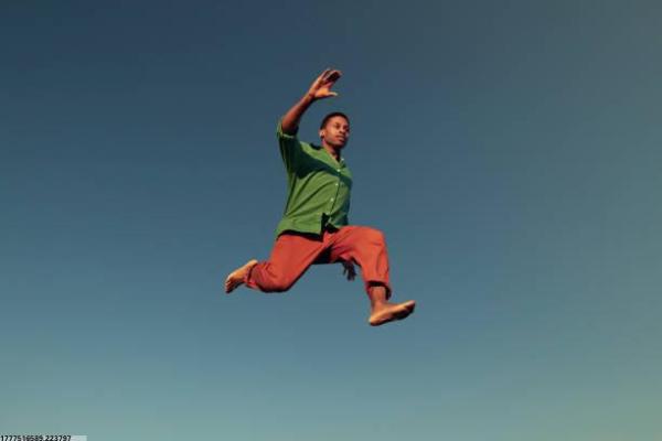 健身大婶选择适合的体育项目进行锻炼(图1)